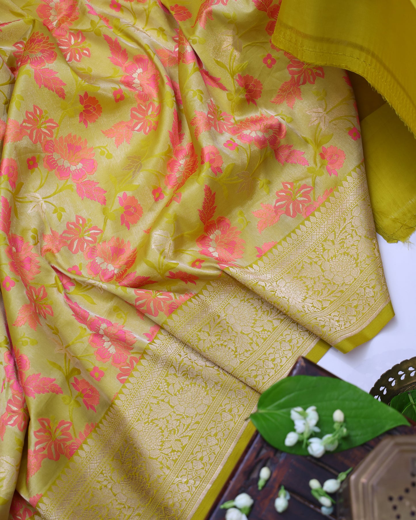 Shop online best sarees from House of Ishwari