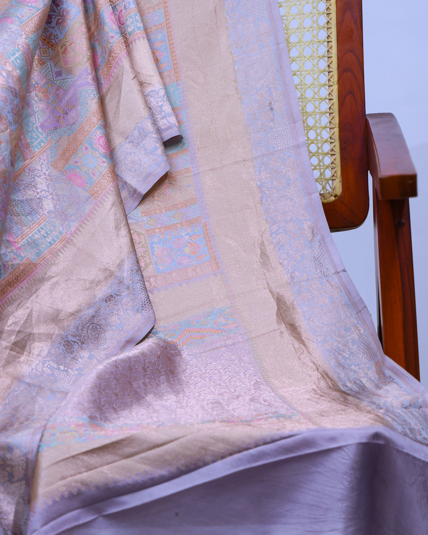 Blue Multicolour Chiniya Brocade Banarasi Saree with Zari Weave