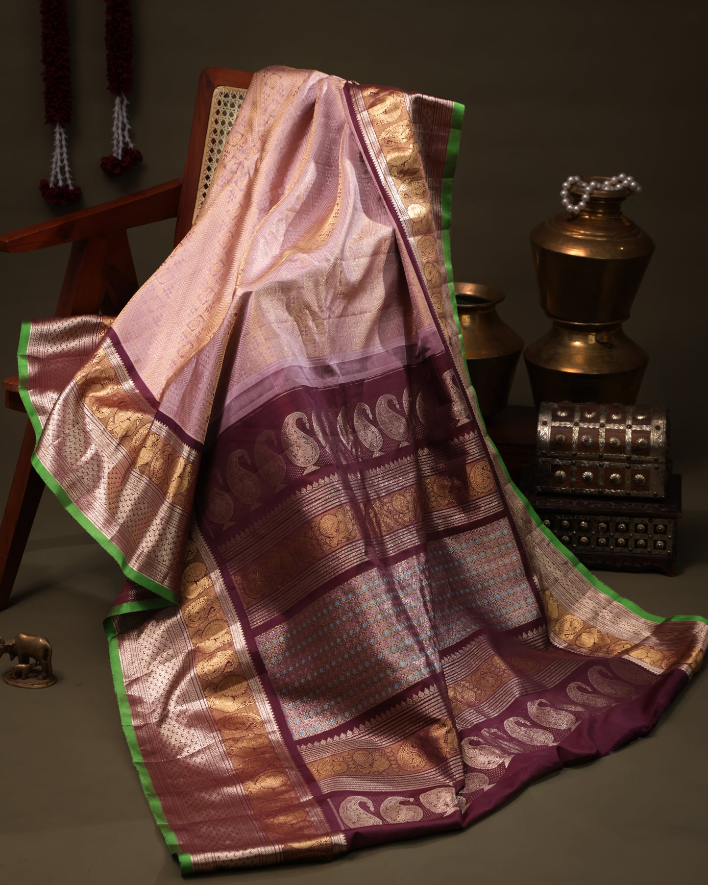 Traditional Gadwal saree with peach body and maroon pallu