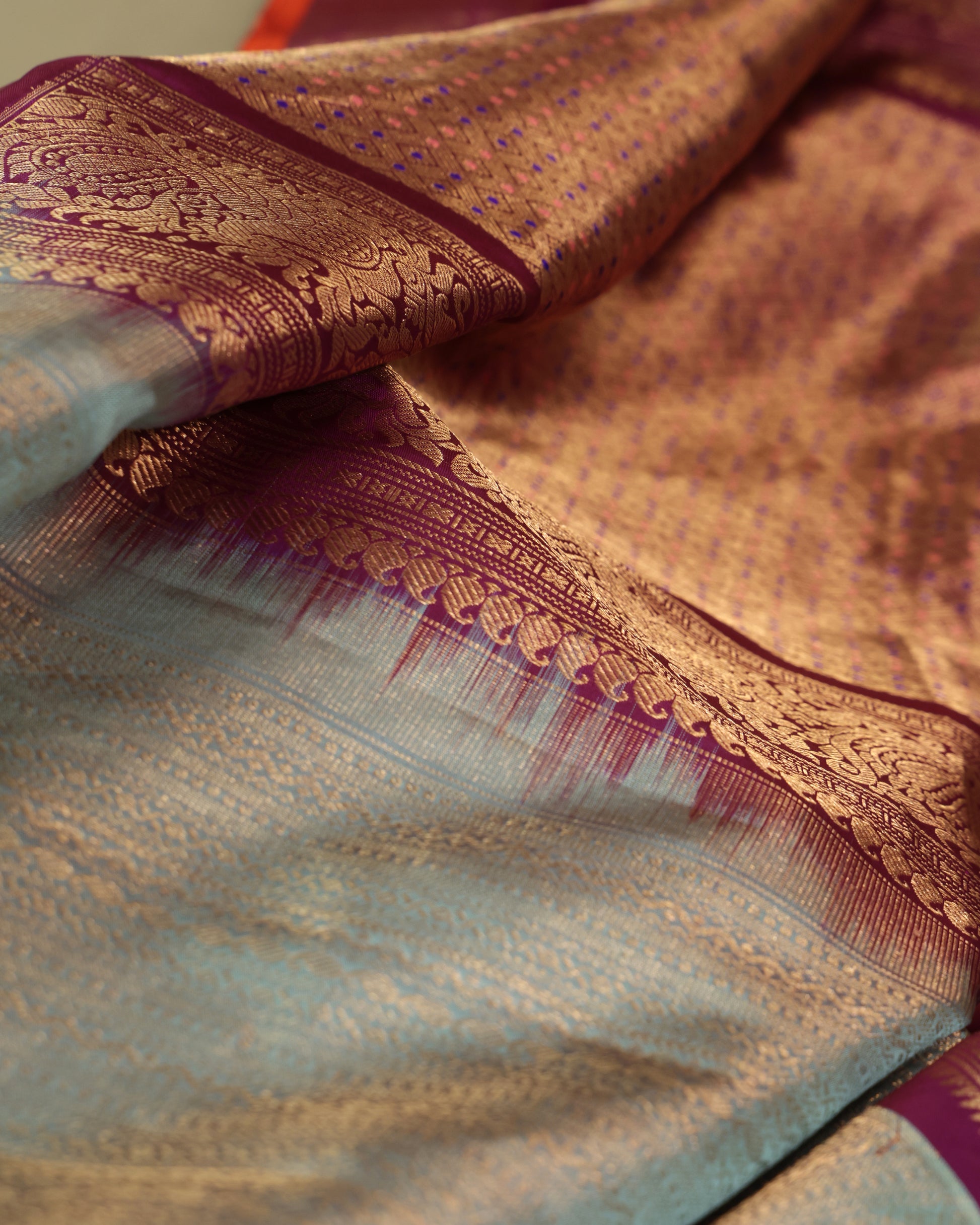 Gadwal saree with aqua blue body and intricate zari pallu