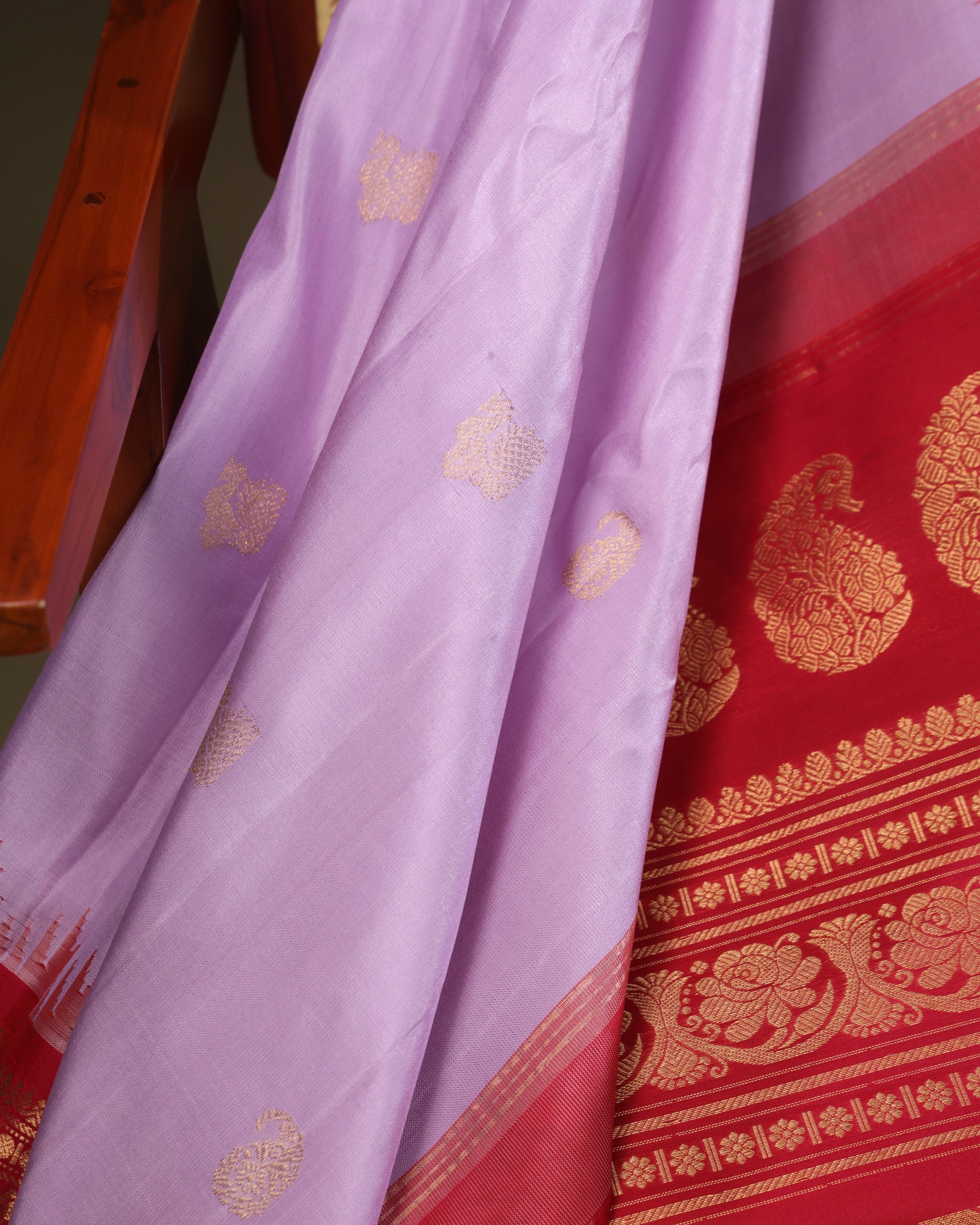 Festive wear Gadwal silk saree in lavender and red