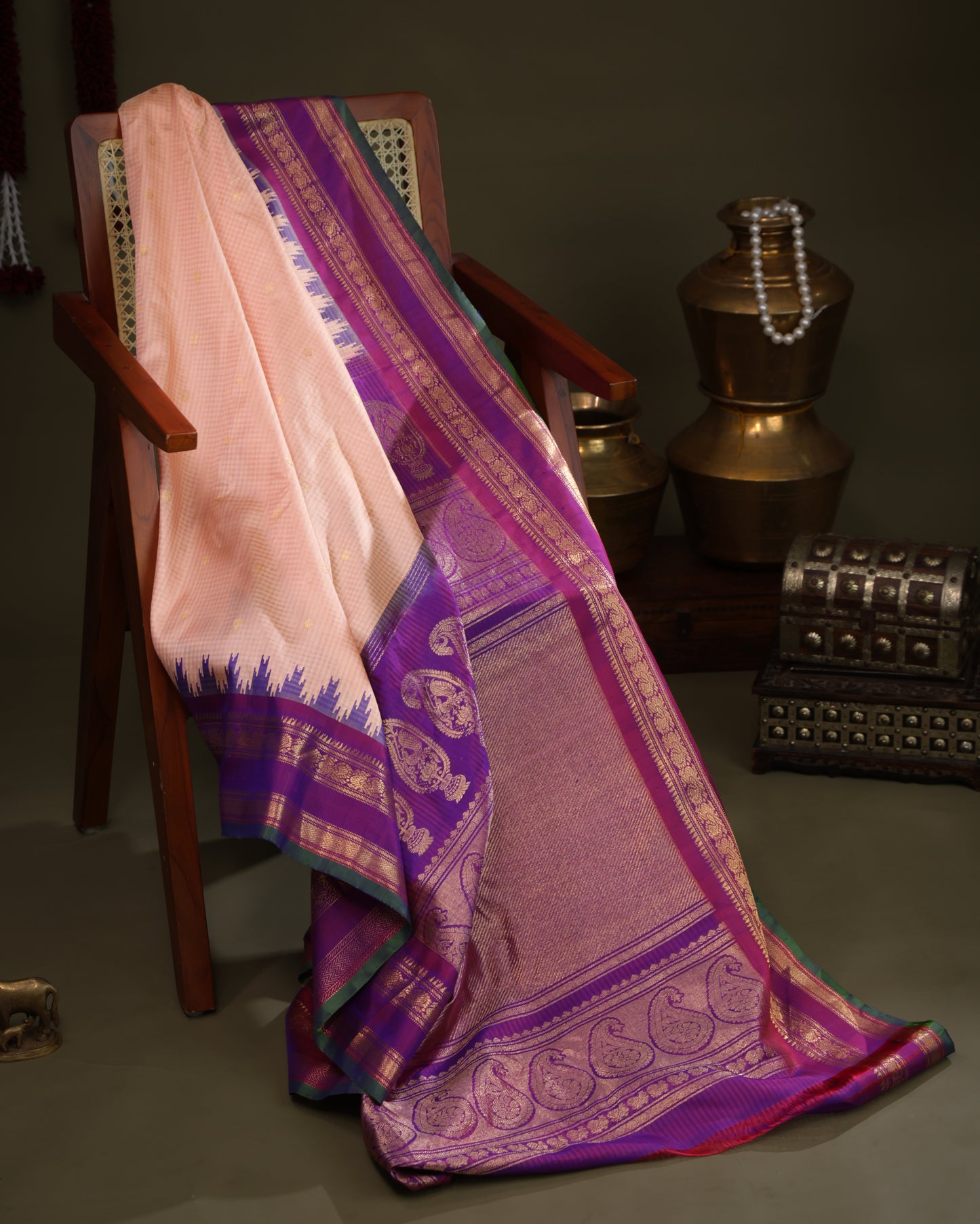 Purple zari border design on Gadwal silk sare