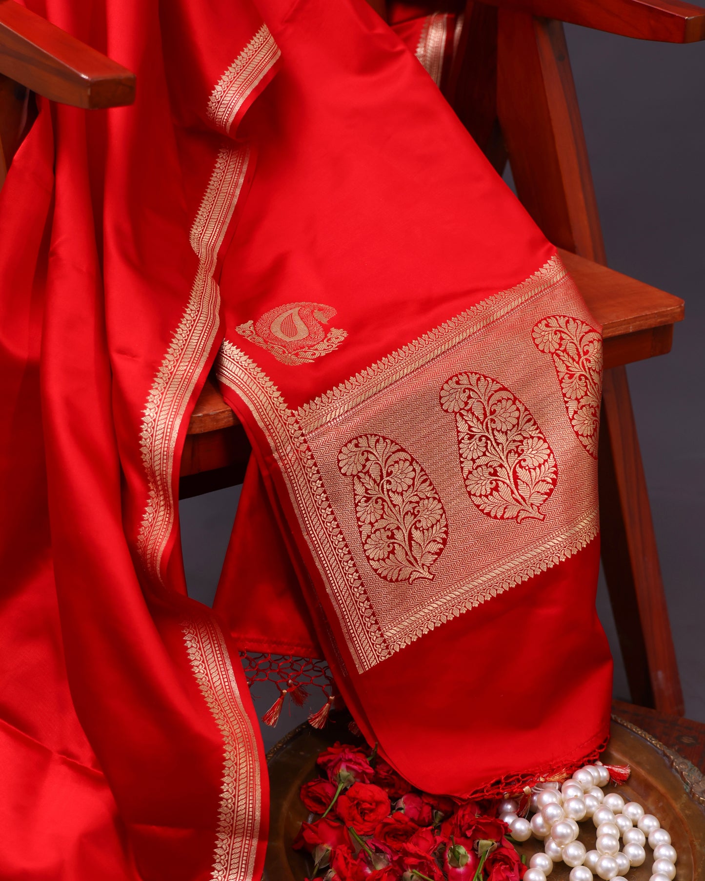Shop online best sarees from House of Ishwari
