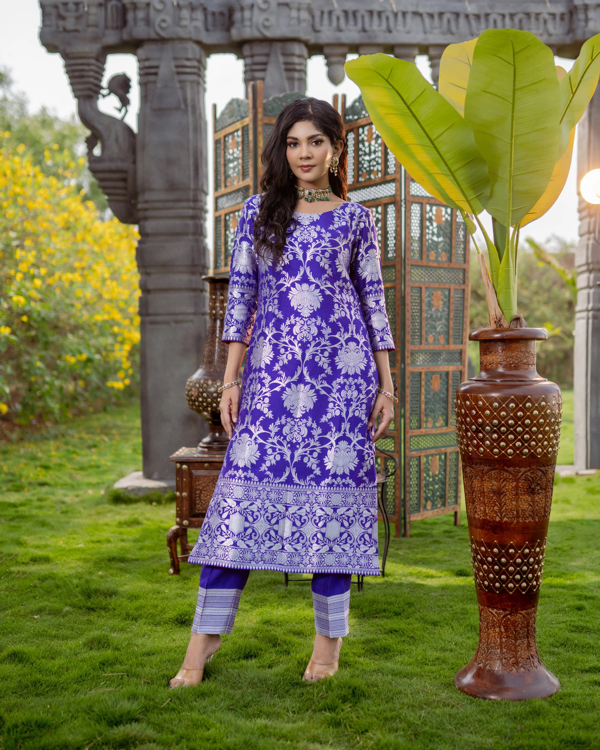 Royal Banarasi straight-cut kurta set with floral detailing – classic ethnic ensemble