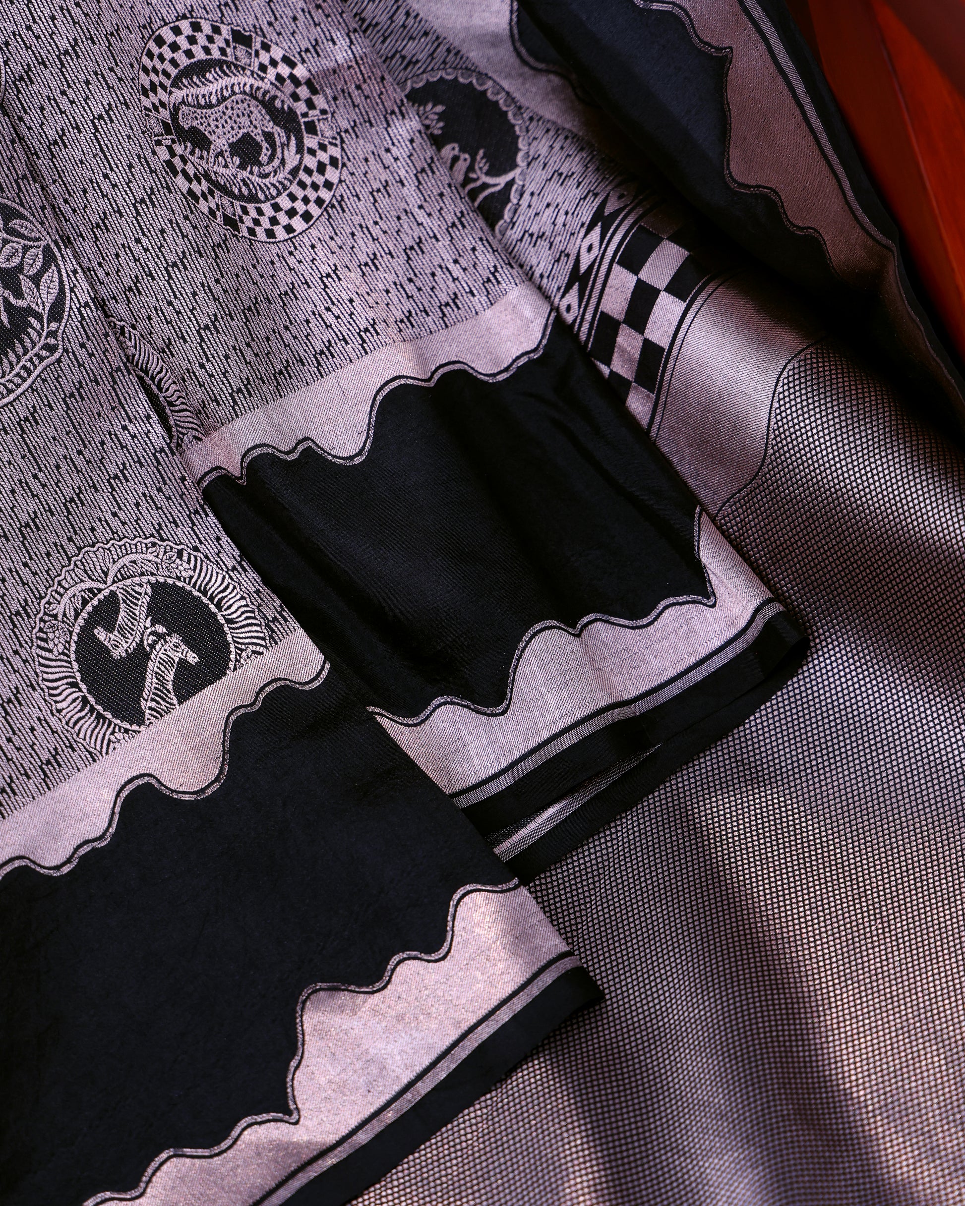 Shop online best sarees from House of Ishwari